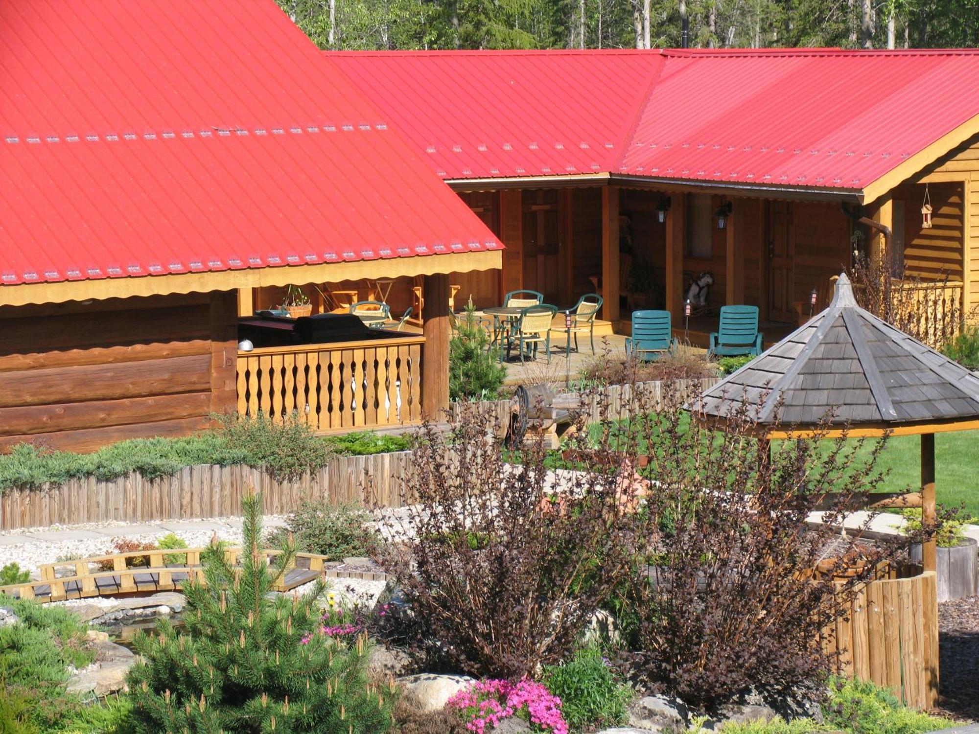 Blue Grouse Country Inn Clearwater Exterior photo