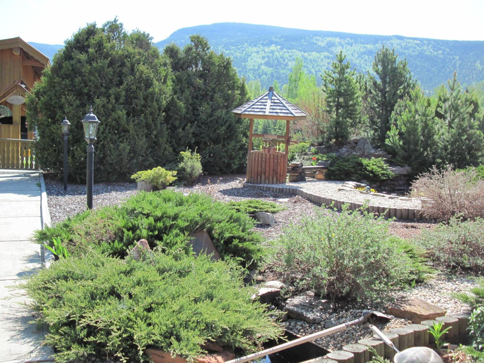 Blue Grouse Country Inn Clearwater Exterior photo