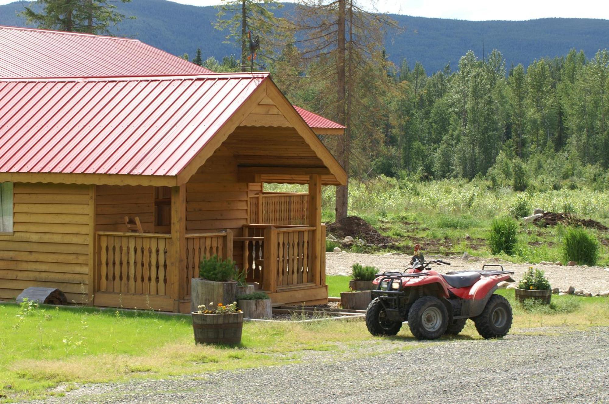 Blue Grouse Country Inn Clearwater Exterior photo