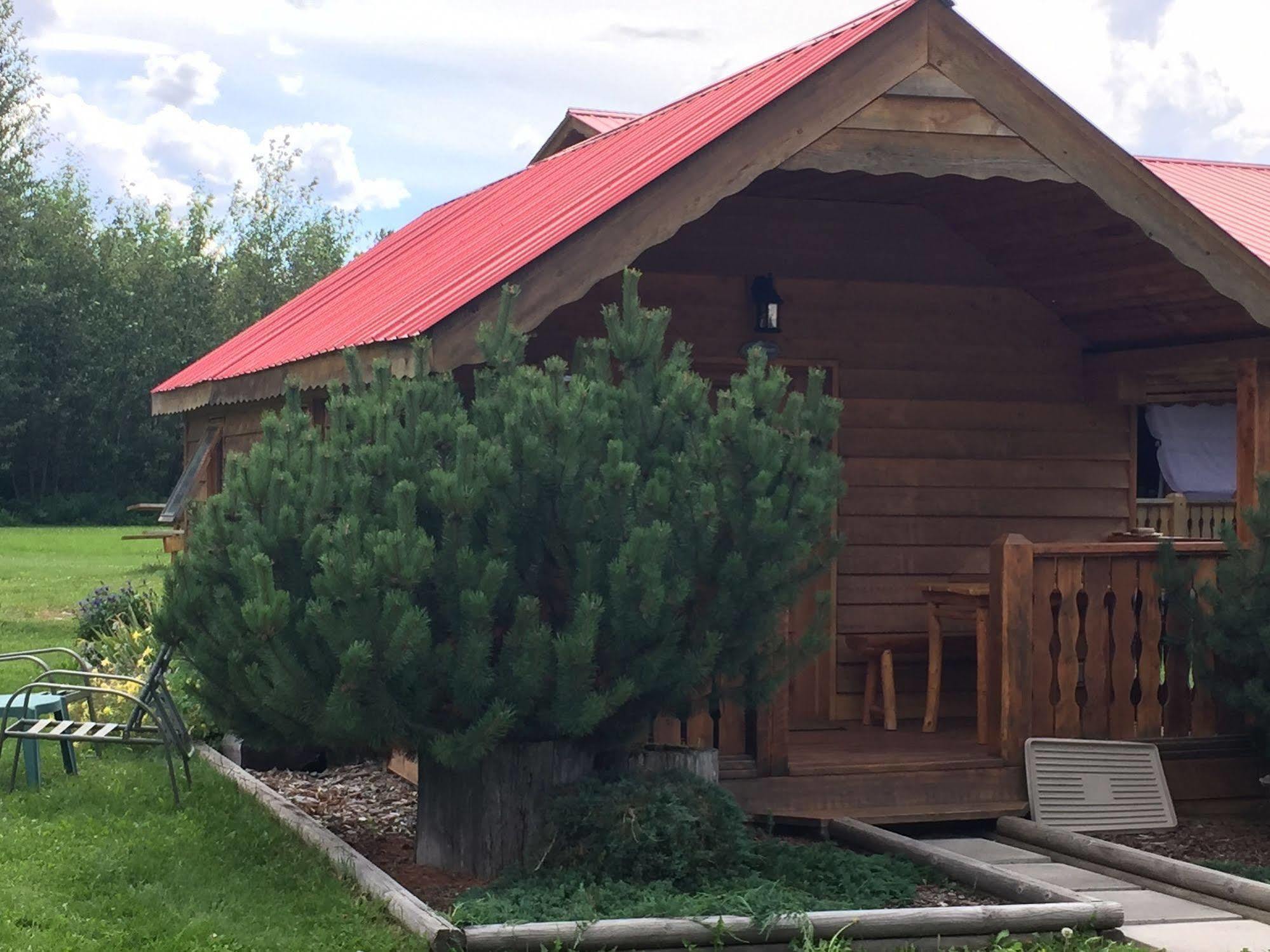 Blue Grouse Country Inn Clearwater Exterior photo
