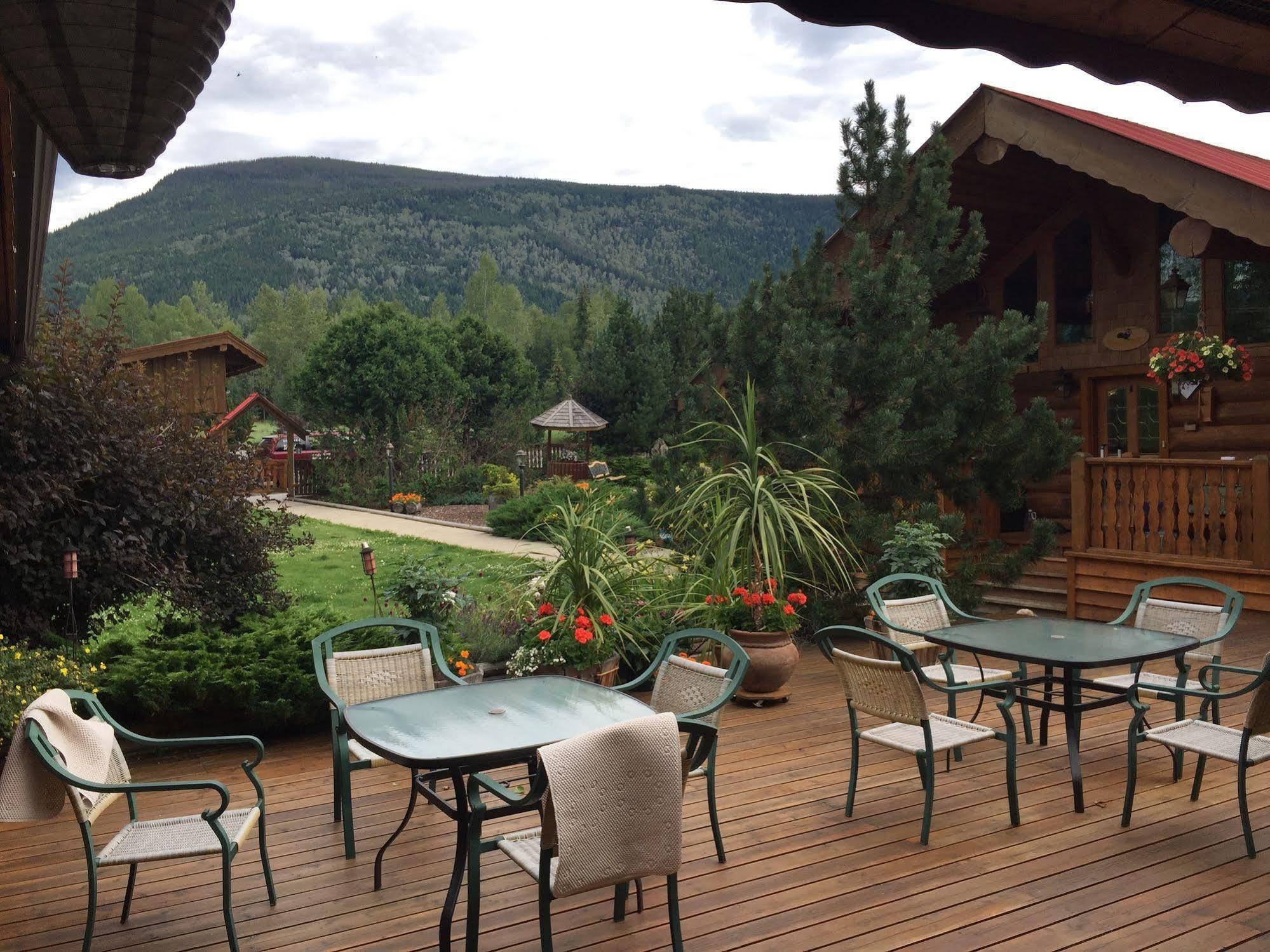 Blue Grouse Country Inn Clearwater Exterior photo
